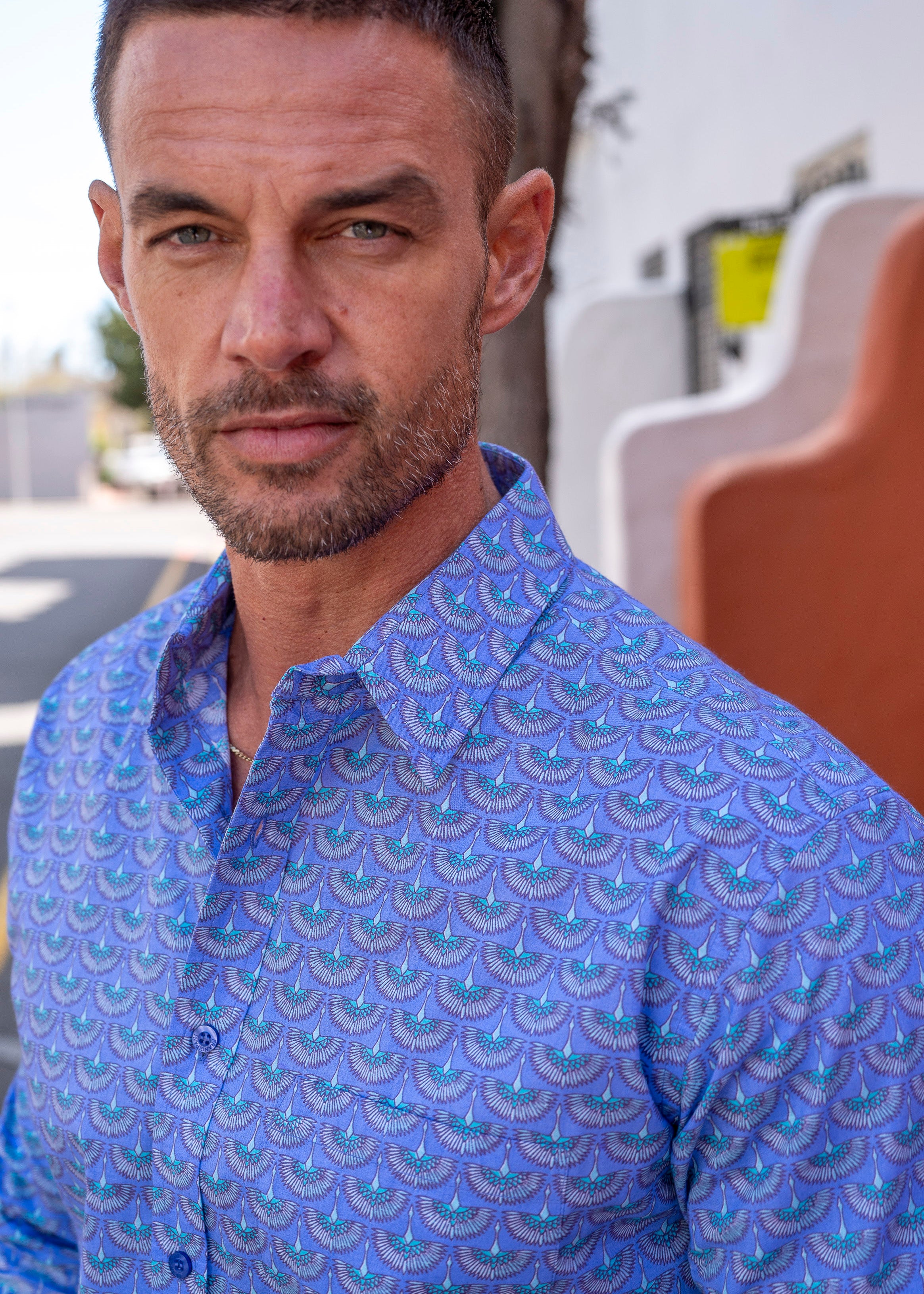 Mens Winging It Organic Cotton Shirt in Blue