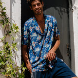 Garden Party Mens' Short Sleeve Shirt in Blue